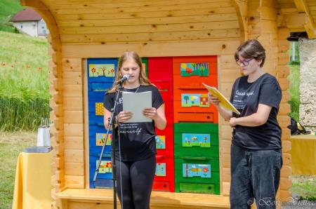 Učni čebelnjak in čebelam prijazna občina 1